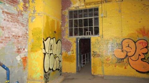 Inside Symes - IMG_1302.jpg