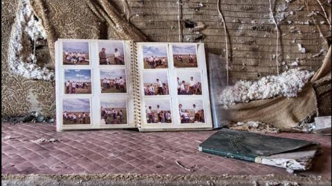  house of the photo album - biggarhouse1.jpg