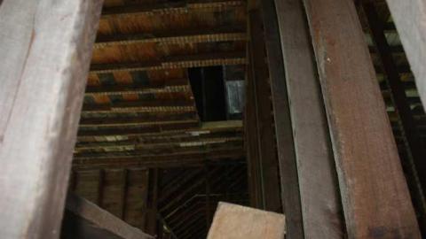 Old Farmhouse photo 3