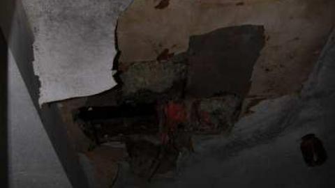 FALLing apart at the seams. - House-on-the-Hill6.jpg