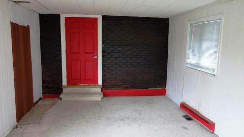 Eagle Has Crashed Landed - DSC06801.jpg