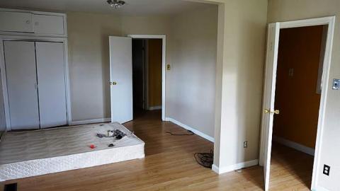 Eagle Has Crashed Landed - DSC06814.jpg