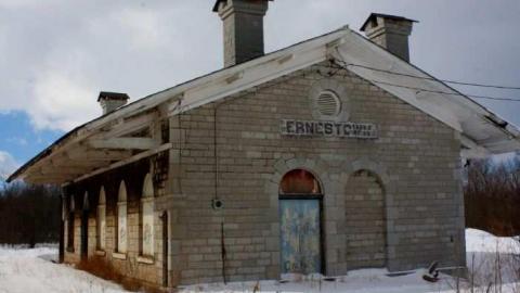 Ernestown station - Ernestown-Railway-Station102.jpg