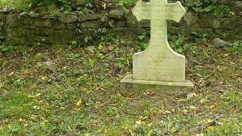 September 2014 - Hamilton-Cemetery-Queenston11.jpg