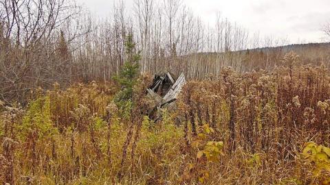 Collapsing Stubby House photo 4