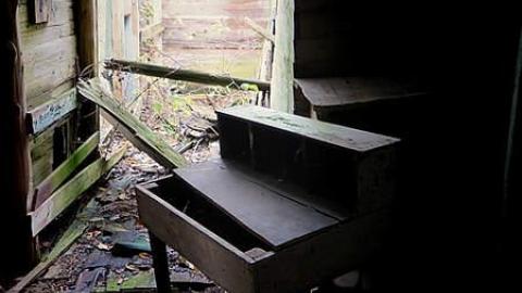 Spooky Tub House photo 4