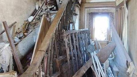 Eddie Farm House - DSCN5088_edited-1.jpg