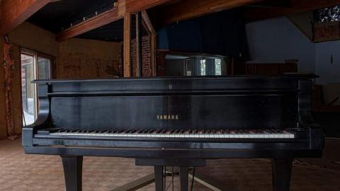 Decaying Ceative Atmosphere - 13.jpg