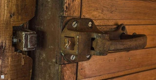 Decaying Ceative Atmosphere - 15.jpg