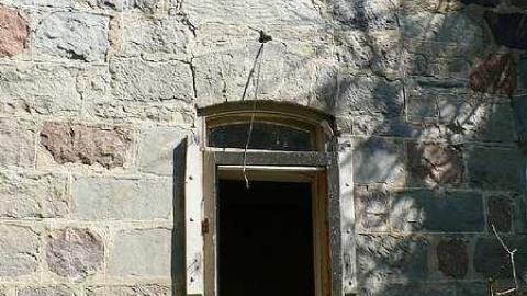 Stoned - Beautiful-Stone-House156.jpg