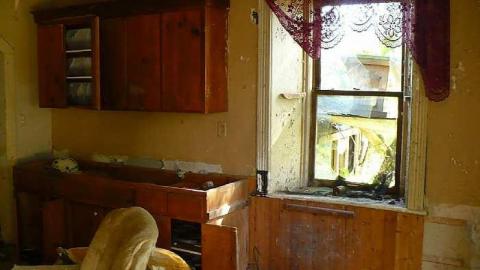 Stoned - Beautiful-Stone-House217.jpg