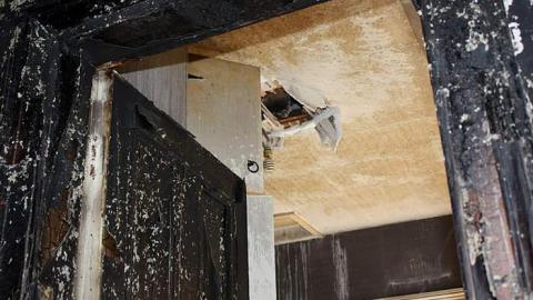 Nov 2014 - Burnt-Curry,-Hill23.jpg