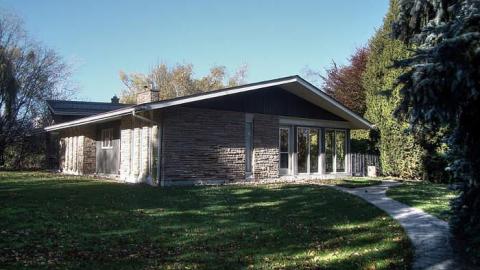 Pinchin Not Bitchin - Mr.-and-Mrs.-Sauga17.jpg