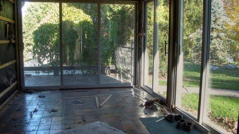 Pinchin Not Bitchin - Mr.-and-Mrs.-Sauga10.jpg