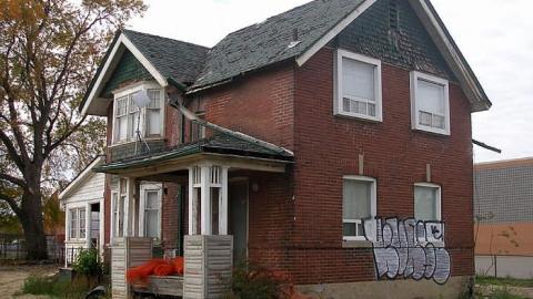 Lonely House - PB034836.jpg