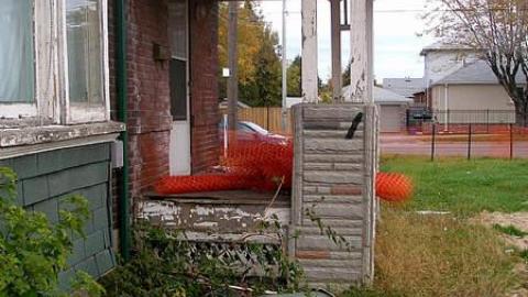 Lonely House photo 2