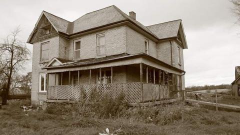 Yellow brick farm - Yellow-Brick-Farm1.jpg