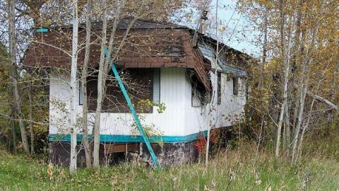 Nov 2011 - St.-Albert-Trailer-Park29.jpg