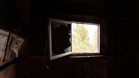 Hit me baby... - Lambeth-Country-Home138.jpg