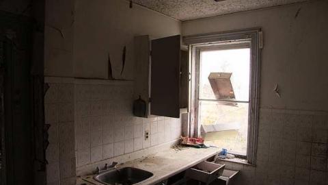 Hit me baby... - Lambeth-Country-Home143.jpg