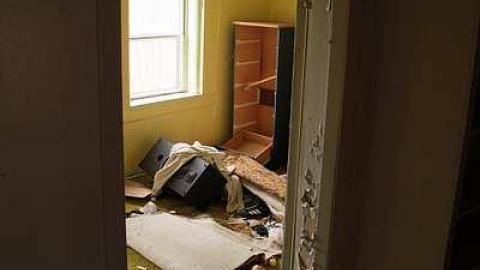 Hit me baby... - Lambeth-Country-Home148.jpg