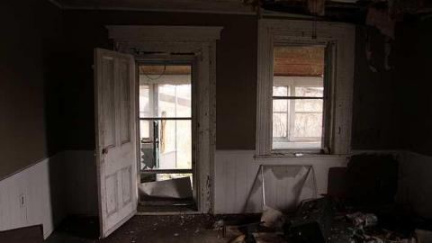 Hit me baby... - Lambeth-Country-Home151.jpg