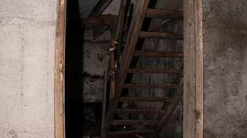 This old house - Nov Mission 219.jpg