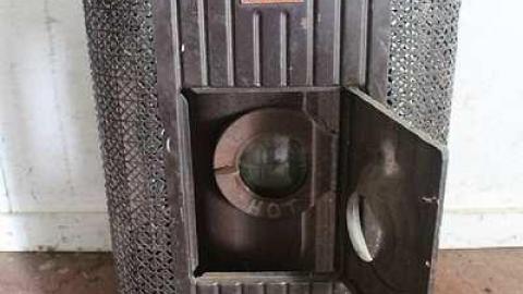 Paint Peeling Place - IMG_6229.jpg