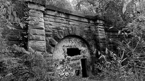 Blue Ghost Tunnel Oct 6 2013 - Blue-Ghost-Tunnel--Merritton114.jpg