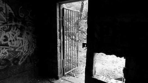 Blue Ghost Tunnel Oct 6 2013 - Blue-Ghost-Tunnel--Merritton116.jpg