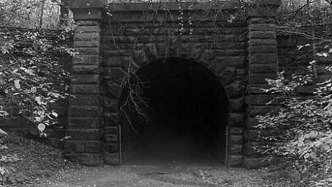 Blue Ghost Tunnel Oct 6 2013 - Blue-Ghost-Tunnel--Merritton117.jpg