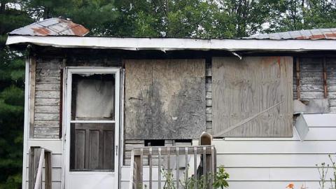 July 2014 - Green-Thumb--Black-Kitchen3.jpg