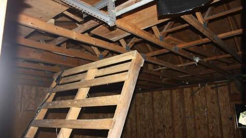 July 2014 - Green-Thumb--Black-Kitchen29.jpg