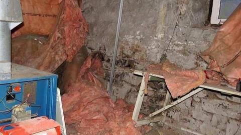 Trip #2 - Nov. 1/14 - derelict-house-upp-james-7-Hamilton-Ont-nov1-14.jpg