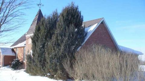 Pinkerton - Pinkerton-Church5.jpg