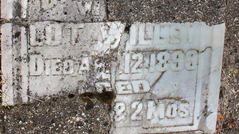 McCallumTammicoPhillips - Willey-Pioneer-Cemetery17.jpg