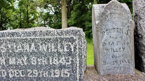 McCallumTammicoPhillips - Willey-Pioneer-Cemetery22.jpg
