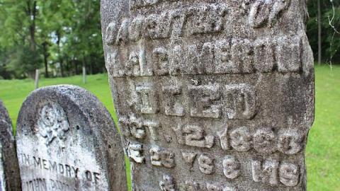 McCallumTammicoPhillips - Willey-Pioneer-Cemetery24.jpg