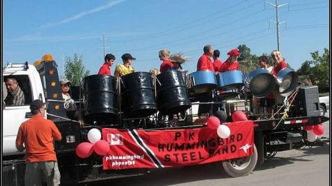 Hummingbird Steel House - Hummingbird Steel House 03.jpg