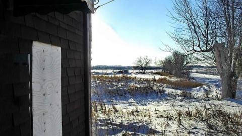 Red Green House - SAM_6434licorep.jpg