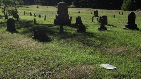 Grant cemetery - Grant-(Ghost-Town)8.jpg