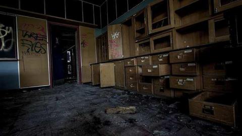 Schools out forever - Alderwood-Collegiate-Institute202.jpg