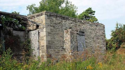 Sept 2014 - Farm-House24.jpg