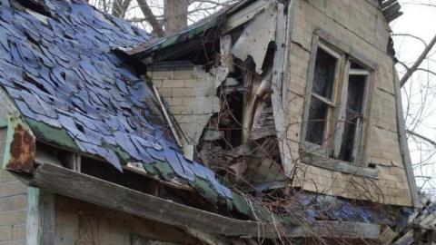 Abandoned house- Consession2 - Abandoned-House-Concession-25.jpg