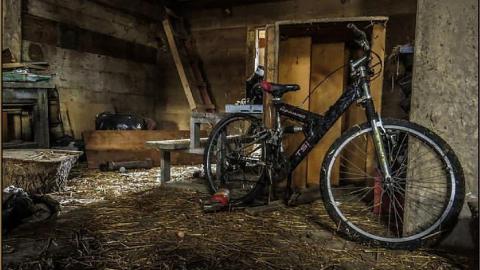 Opportunity Knocking - 03.jpg