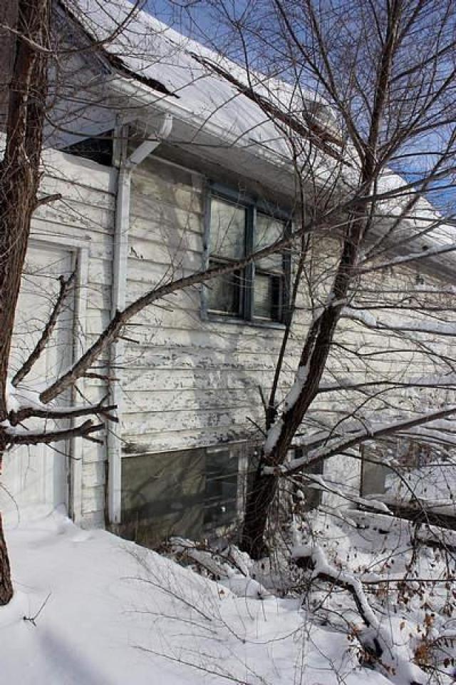 Sentry on the Roof - Ottawa, Ontario