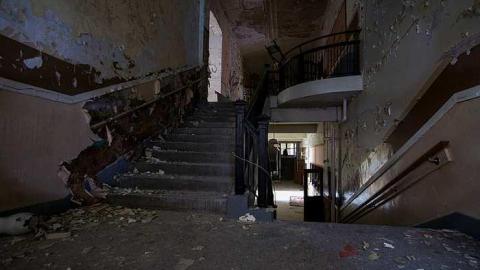 Winter 2014. - Avon-Public-School49.jpg