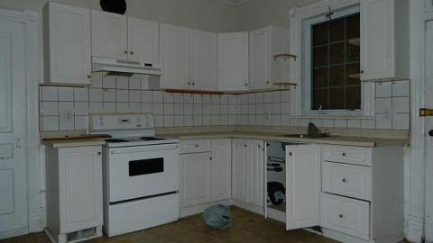 Early Peelies - Nature-Centre-House16.jpg