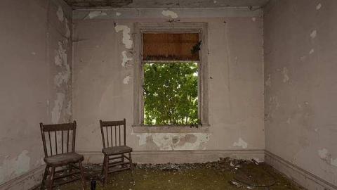 Sept. 2014 - Dunwich-Farmhouse6.jpg