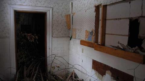 February 2014  - New-Edinburgh-Home27.jpg